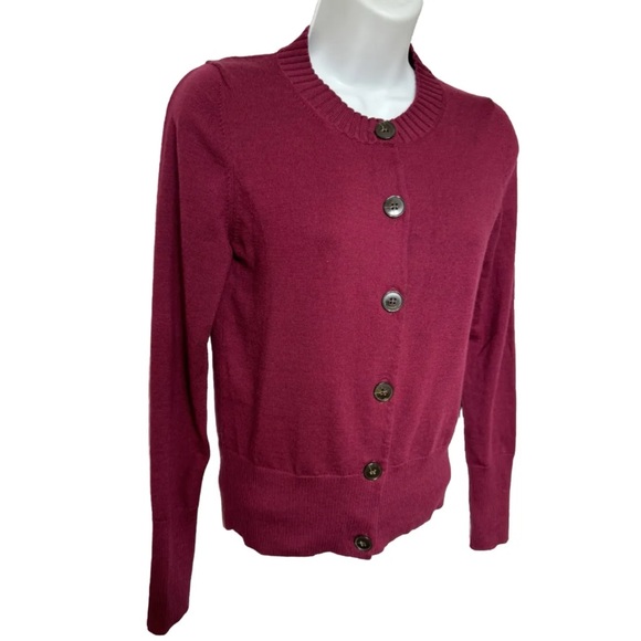 Banana Republic Maroon Extra Fine Merino Wool Women’s Cardigan Sweater XS fit - Picture 3 of 5